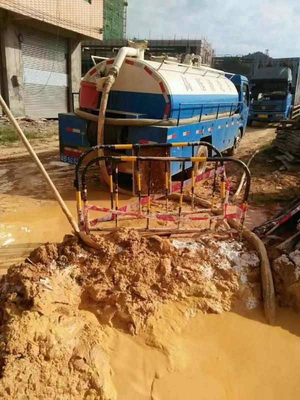 鹤峰工地淤泥清淤