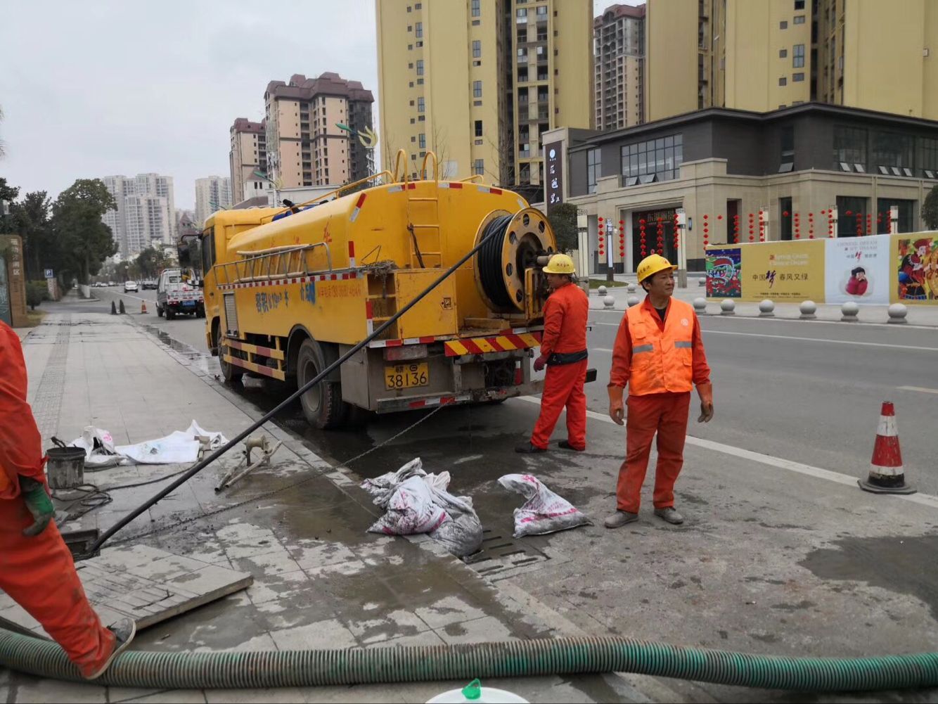 鹤峰排污管道清淤-管道清洗
